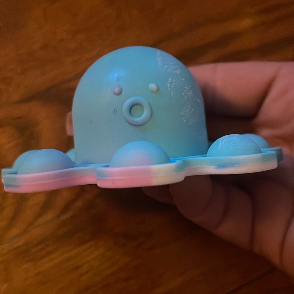 Octopus pop it